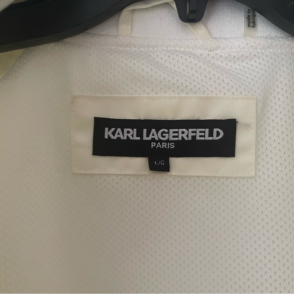 Karl Lagerfeld   Bomber jacket off white color size large, new with no tag